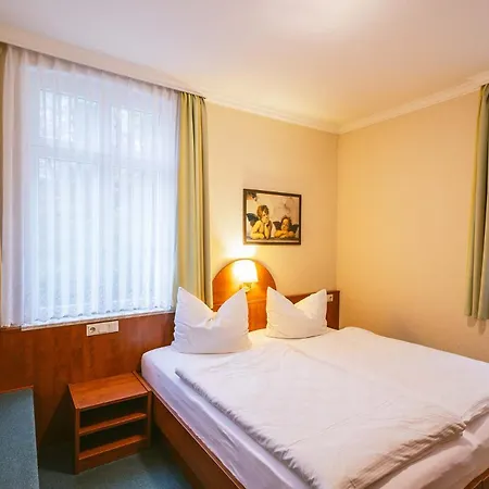 דירה Gaestehaus Am Kurpark באד שאנדאו