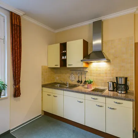 Gaestehaus Am Kurpark דירה באד שאנדאו